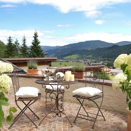 ゲストハウス Myschloessl